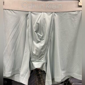 Calvin Klein Microfiber low rise  Trunk - light.Blue green new